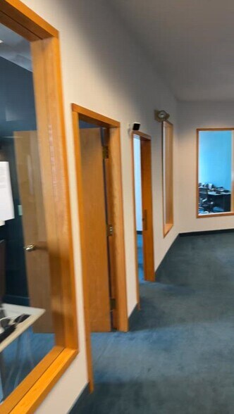 727 Atlantic Ave, Boston, MA à louer - Vidéo sur l’annonce professionnelle – Image 2 sur 12