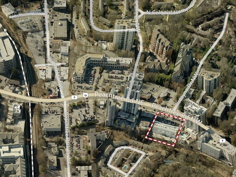 2221 Peachtree Rd NE, Atlanta, GA à louer - Photo de l’immeuble – Image 3 sur 4