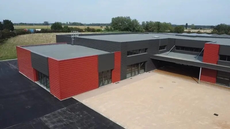 Local commercial dans Sennecey-le-Grand à louer - Photo de l’immeuble – Image 3 sur 5