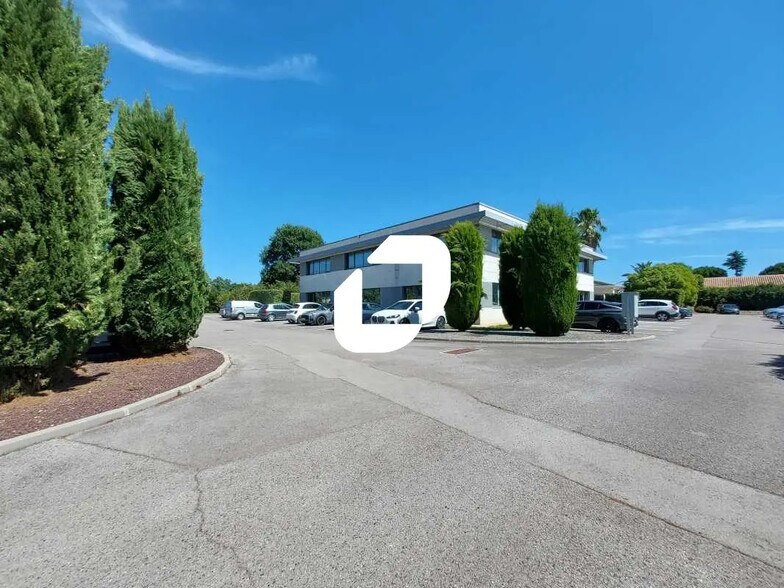 Bureau dans Baillargues à louer - Photo de l’immeuble – Image 1 sur 3