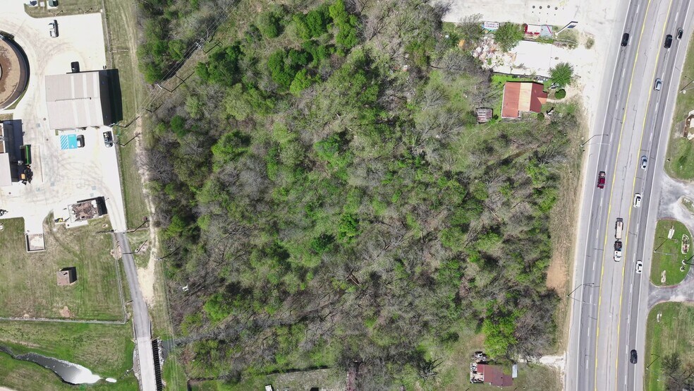 300 W Highway 290 A, Elgin, TX à vendre - Vidéo sur l’annonce professionnelle – Image 3 sur 19