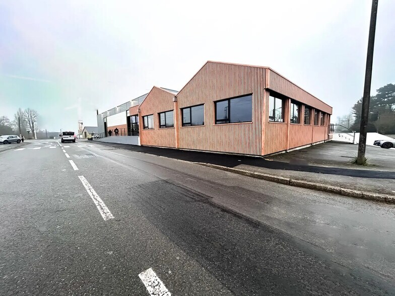Local commercial dans Loudéac à louer - Photo de l’immeuble – Image 1 sur 4