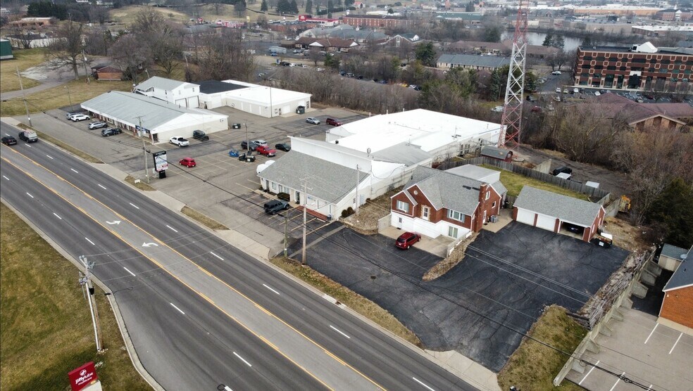 4925 Fulton Dr. NW - 100% Occupied portefeuille de 2 biens à vendre sur LoopNet.fr - Photo de l’immeuble – Image 3 sur 12