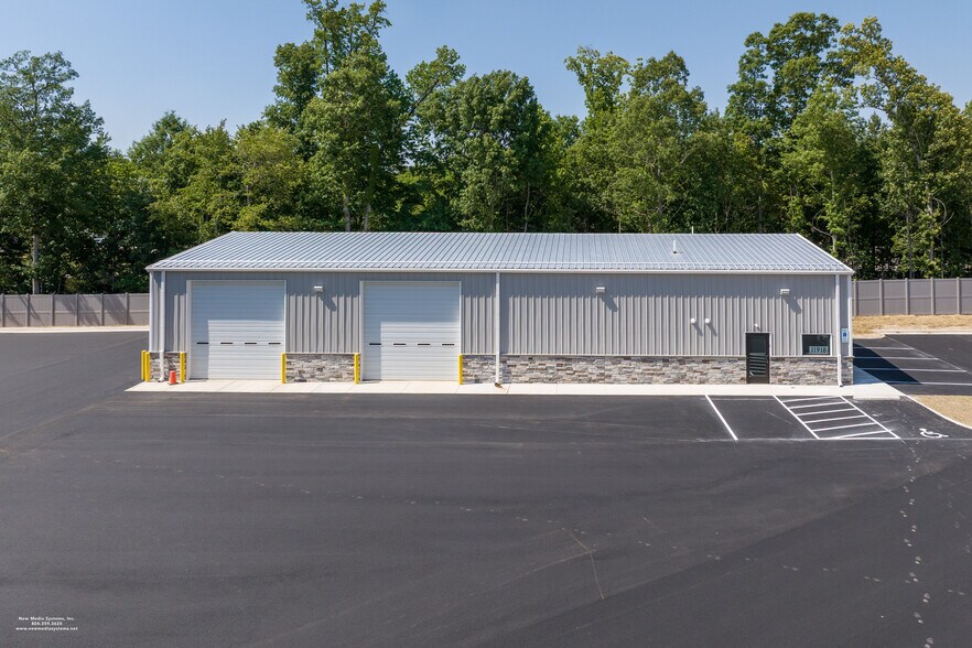 11918 Deerhill Road, Midlothian, VA à louer - Photo de l’immeuble – Image 1 sur 6