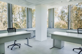 27200 Tourney Rd, Valencia, CA à louer Photo intérieure– Image 2 sur 2