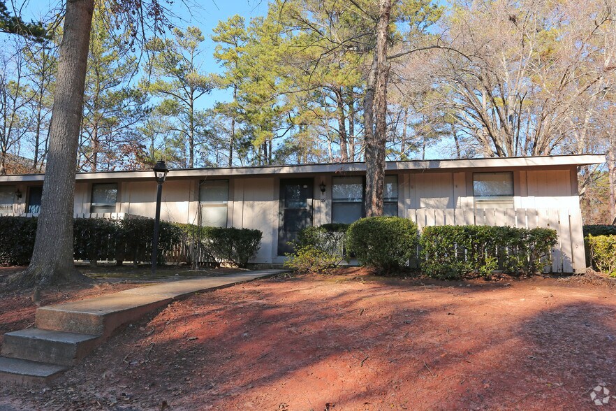 6200 Hillandale Dr, Lithonia, GA à vendre - Photo de l’immeuble – Image 2 sur 6