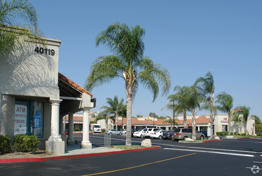 40119 Murrieta Hot Springs Rd, Murrieta, CA à louer - Photo principale – Image 1 sur 9