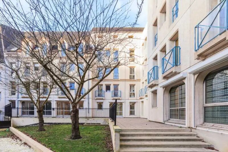 Bureau dans Rouen à louer - Photo de l’immeuble – Image 2 sur 32