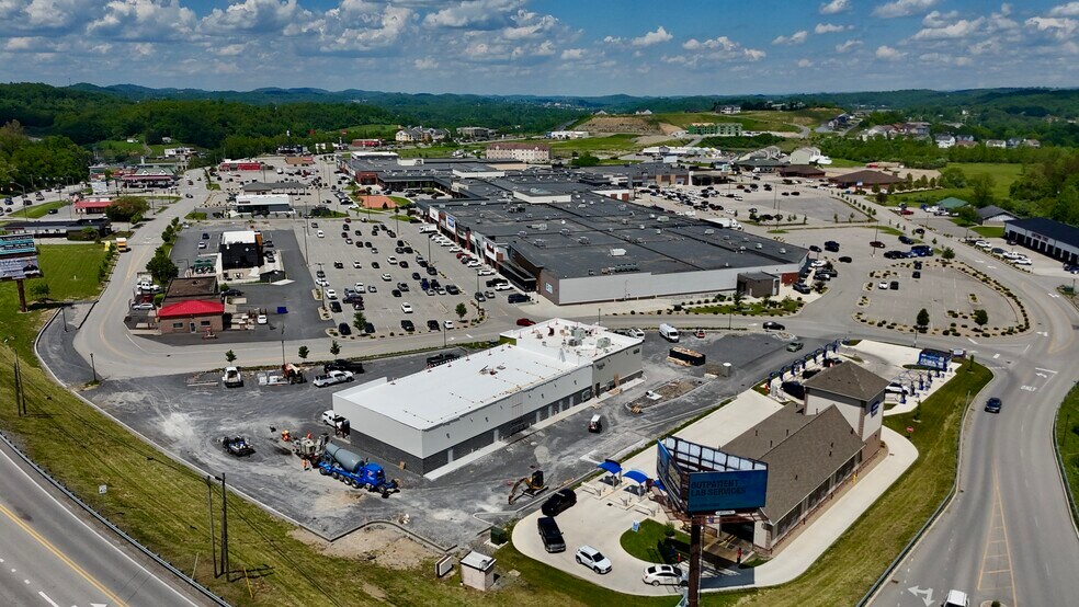 2600 Middletown Commons, White Hall, WV à louer - Photo de l’immeuble – Image 2 sur 71