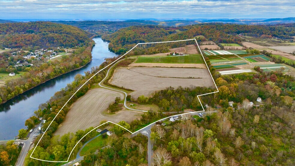 33 County Road 627, Phillipsburg, NJ à vendre - Photo de l’immeuble – Image 1 sur 43