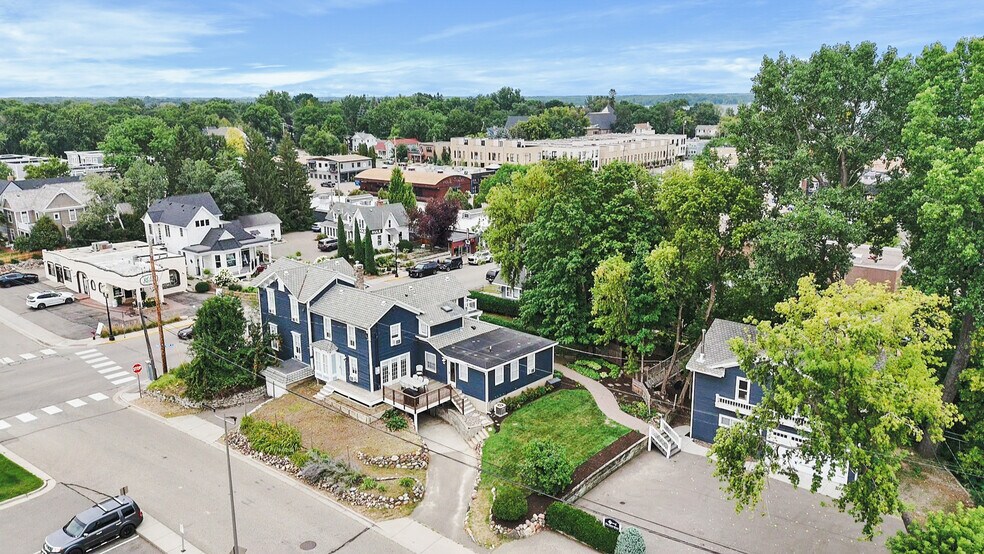 371 Water St, Excelsior, MN à vendre - Photo de l’immeuble – Image 2 sur 37