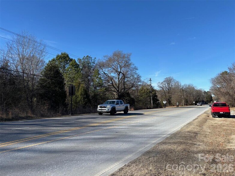 2015 Mountain Island hwy, Mount Holly, NC à vendre - Autre – Image 3 sur 3