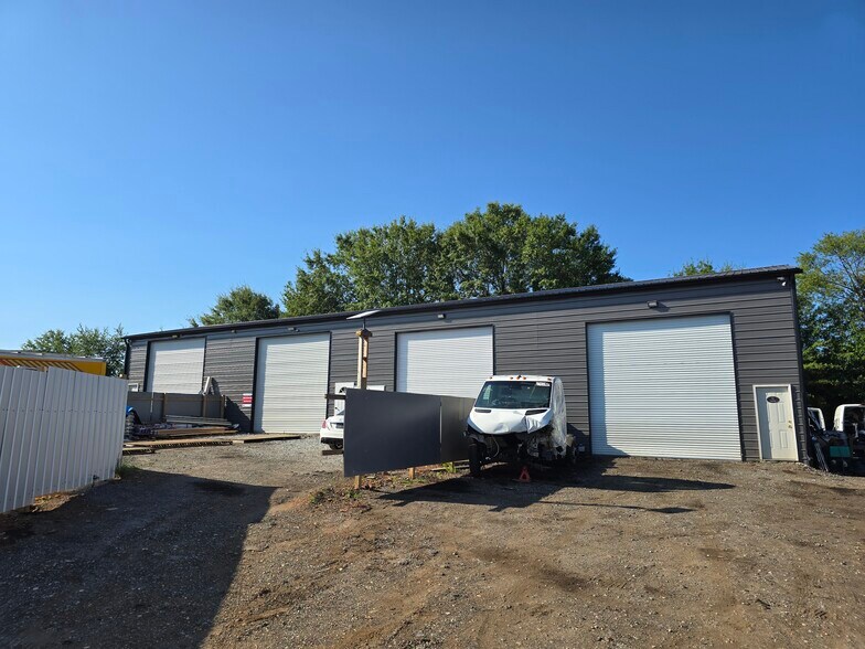 131 Fine Rd, Spartanburg, SC à vendre - Photo de l’immeuble – Image 2 sur 5