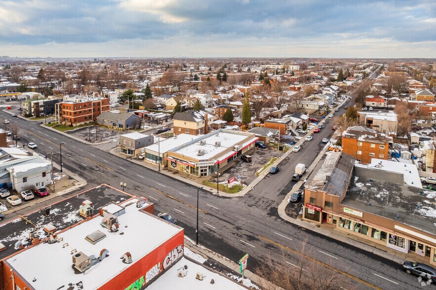 2203 Ch De Chambly, Longueuil, QC à vendre - Aérien – Image 1 sur 15