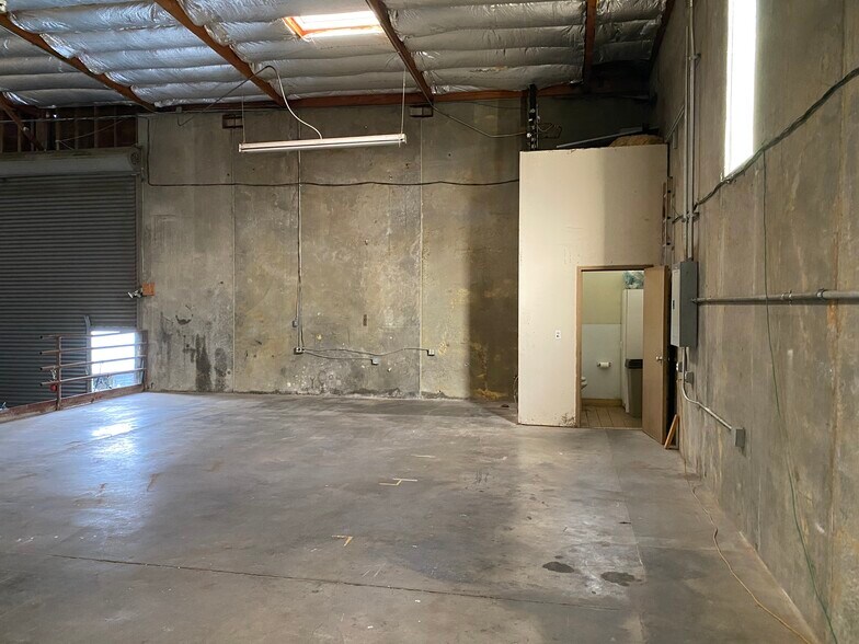 1982 Stone Ave, San Jose, CA à louer - Photo intérieure – Image 3 sur 27