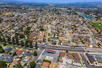 9706 Telegraph Rd, Downey, CA - Vue aérienne vue de carte - Image1