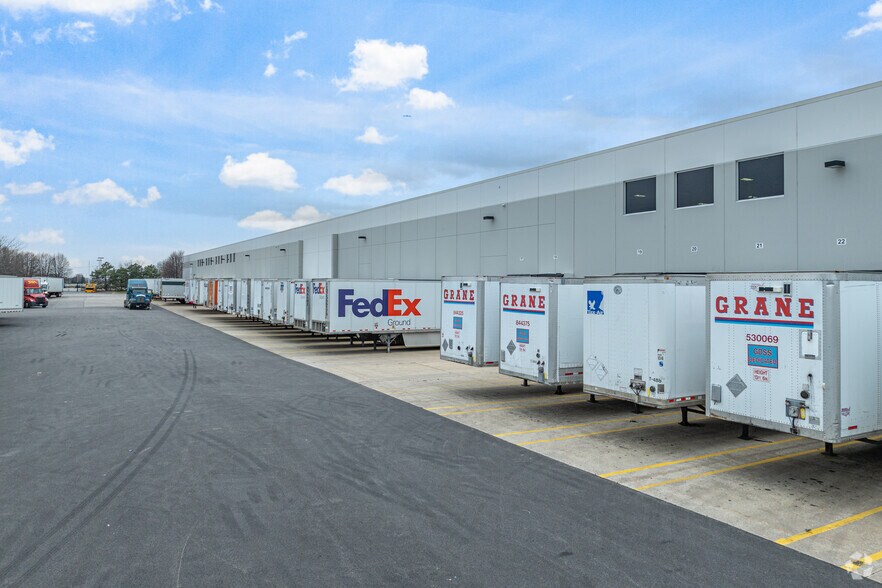 3501 Corporate Dr, Joliet, IL à louer - Photo de l’immeuble – Image 2 sur 5