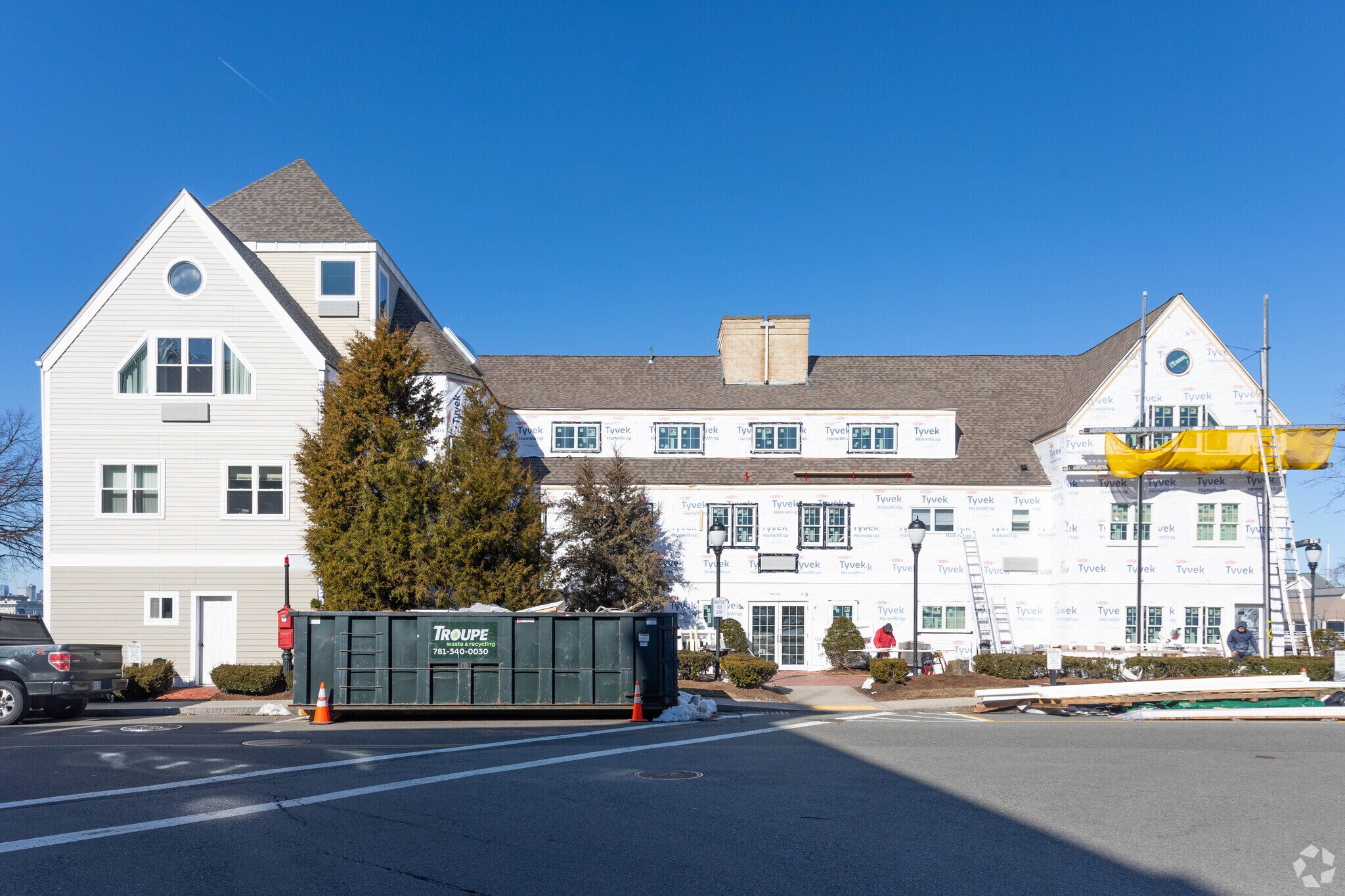 304 Victory Rd, Quincy, MA à louer Photo de l’immeuble– Image 1 sur 2