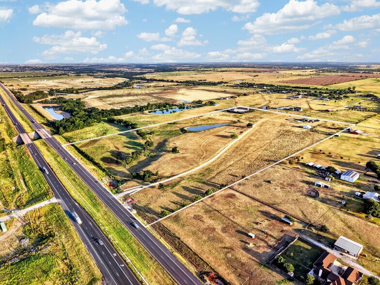 12420 US Highway 380 W, Krum, TX à vendre - Photo de l’immeuble – Image 3 sur 26