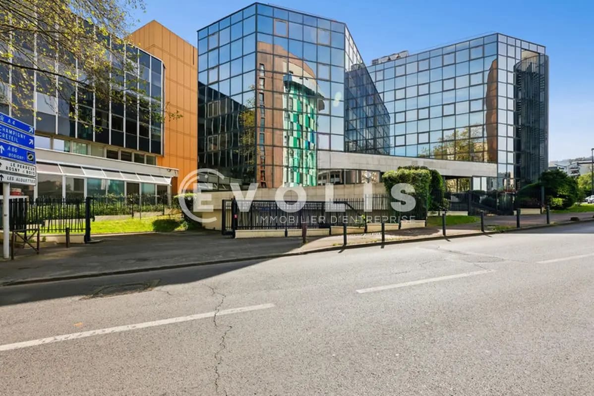 Bureau dans Fontenay-sous-Bois à louer Photo de l’immeuble– Image 1 sur 15