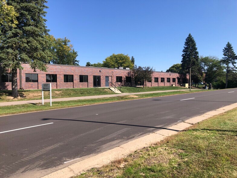 11100 W Bren Rd, Minnetonka, MN à louer - Photo de l’immeuble – Image 1 sur 1