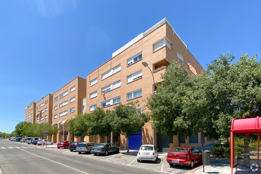 Calle Francisco Largo Caballero, 58, Alcobendas, Madrid à vendre - Photo principale – Image 1 sur 2