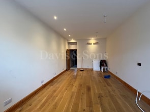 3 Commercial Rd, Newport à louer Photo intérieure– Image 1 sur 2