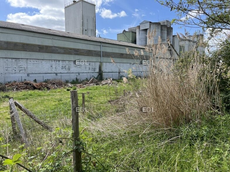 Terrain dans Magny-en-Vexin à vendre - Photo de l’immeuble – Image 3 sur 4