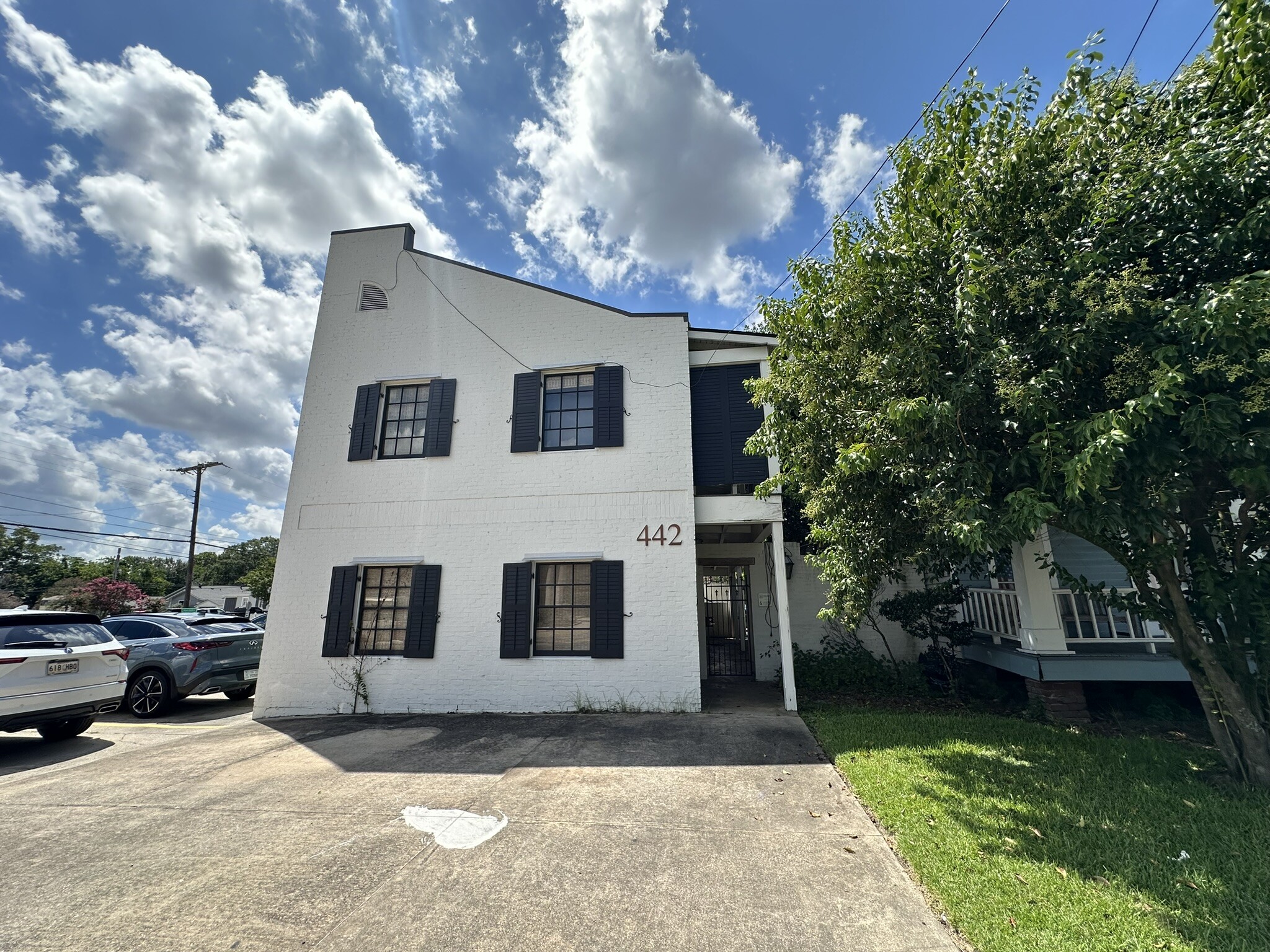 442 Government St, Baton Rouge, LA à vendre Photo de l’immeuble– Image 1 sur 11
