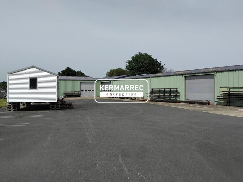 Local d'activités dans Bourgbarré à vendre - Photo de l’immeuble – Image 2 sur 6