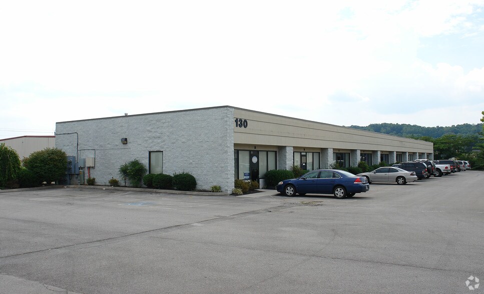 130 Perimeter Park Rd, Knoxville, TN à louer - Photo principale – Image 1 sur 4