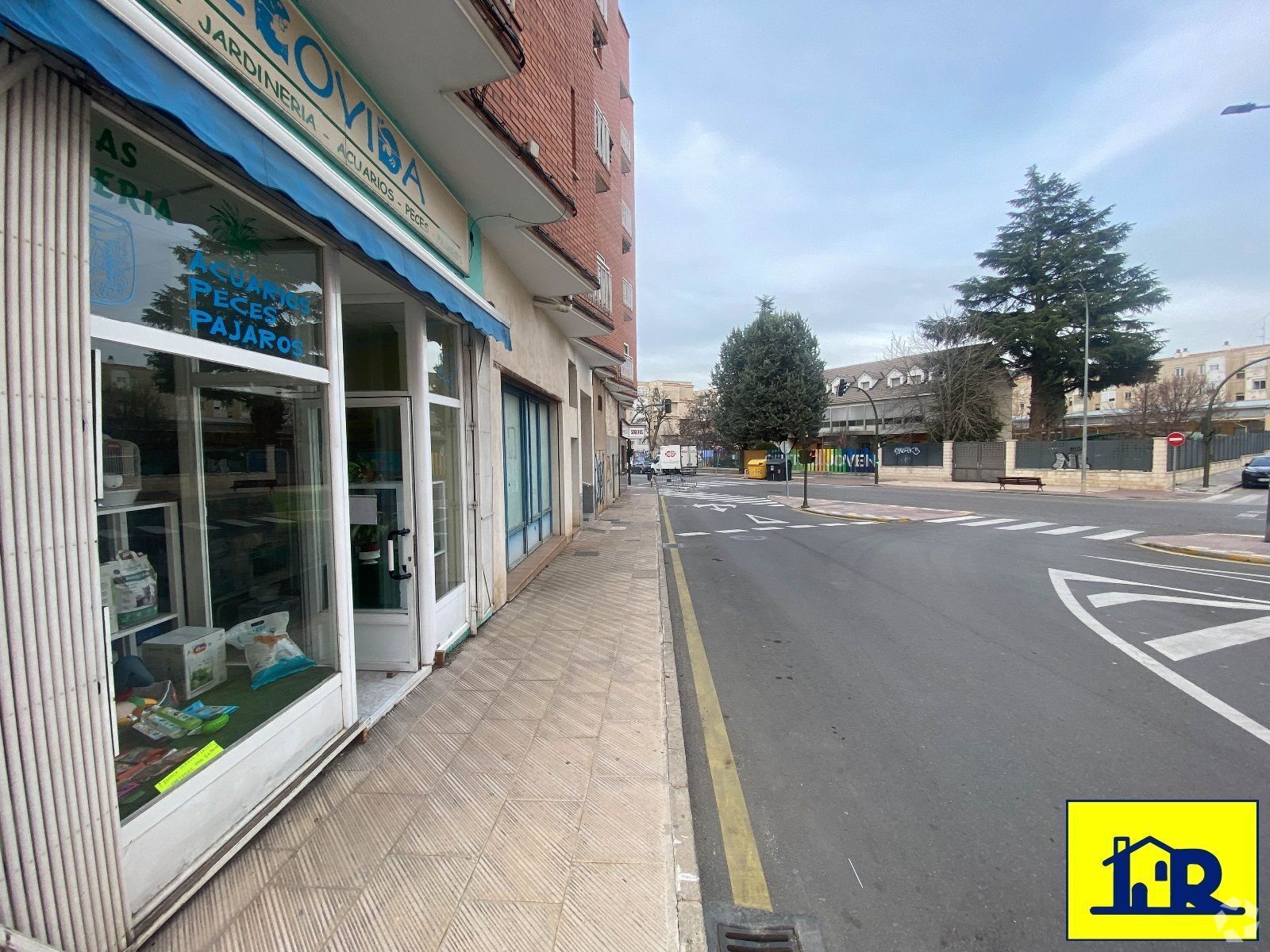 Local commercial dans Cuenca, Cuenca à louer Photo intérieure– Image 1 sur 6