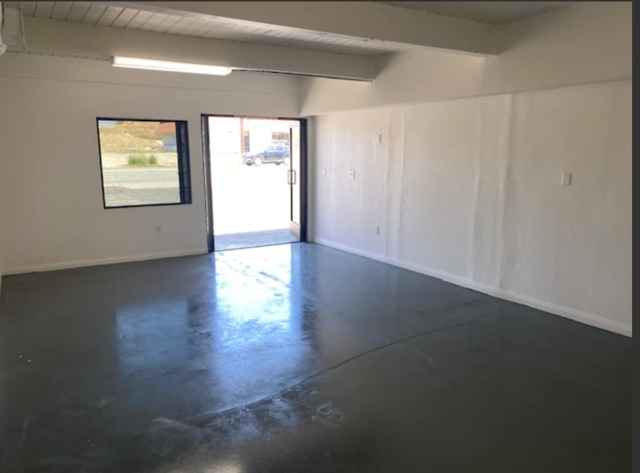 1810 W Foothill Blvd, Upland, CA à louer Photo intérieure– Image 1 sur 10