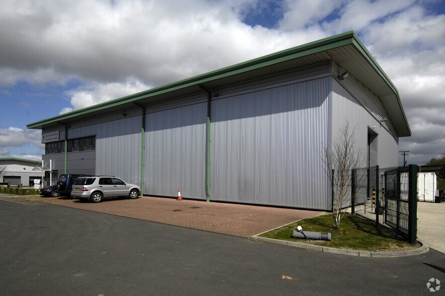 31 Waleswood Way, Sheffield à louer - Photo de l’immeuble – Image 2 sur 4