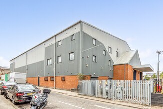 Plus de détails pour 49-53 Standard Rd, Londres - Industriel/Logistique à louer