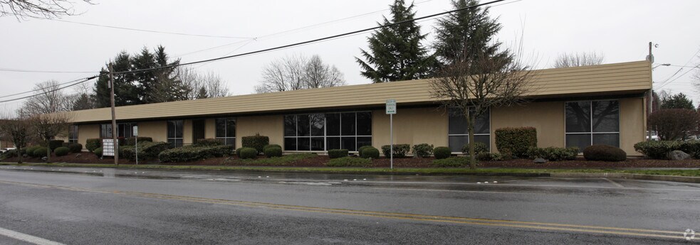 1801 D St, Vancouver, WA à louer - Photo de l’immeuble – Image 2 sur 9