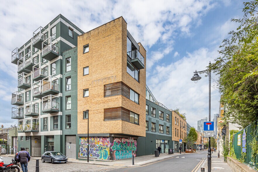 74-94 Cheshire St, Londres à louer - Photo de l’immeuble – Image 2 sur 3
