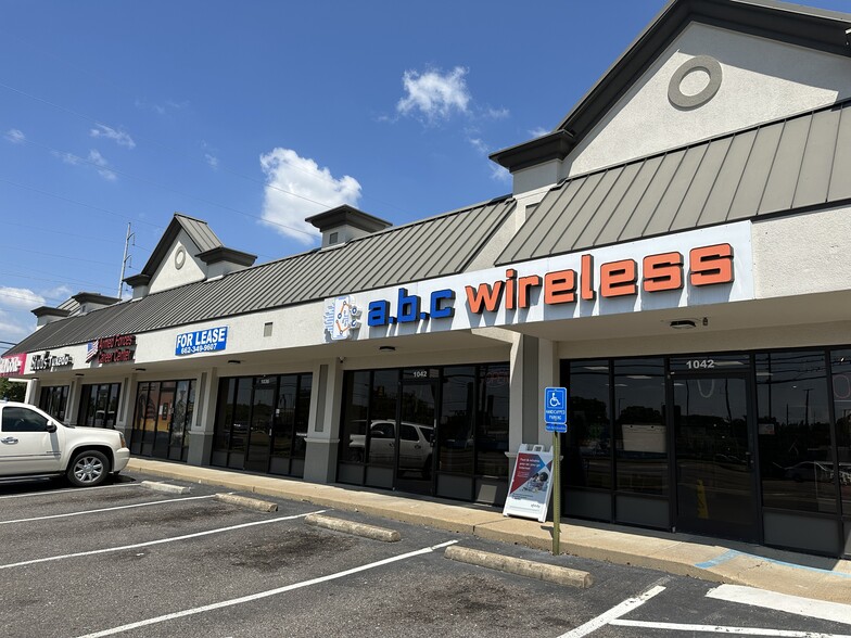 1022-1042 Goodman Rd E, Southaven, MS à louer - Photo de l’immeuble – Image 1 sur 4