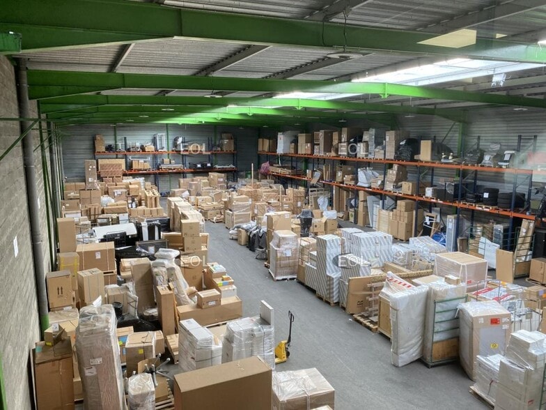 Industriel/Logistique dans Genas à louer - Photo intérieure – Image 3 sur 15