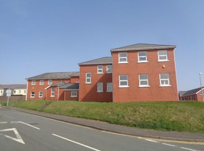 Devonshire Rd, Pembroke Dock à louer - Photo de l’immeuble – Image 1 sur 1