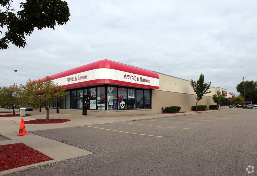 13667 Eureka Rd, Southgate, MI à louer - Photo de l’immeuble – Image 3 sur 9