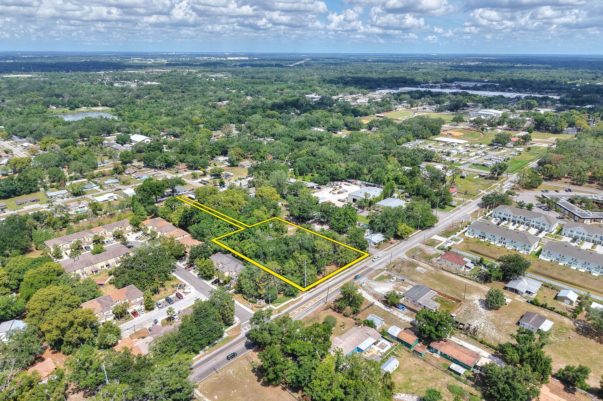 5310 County Road 579, Seffner, FL à vendre Photo de l’immeuble– Image 1 sur 7