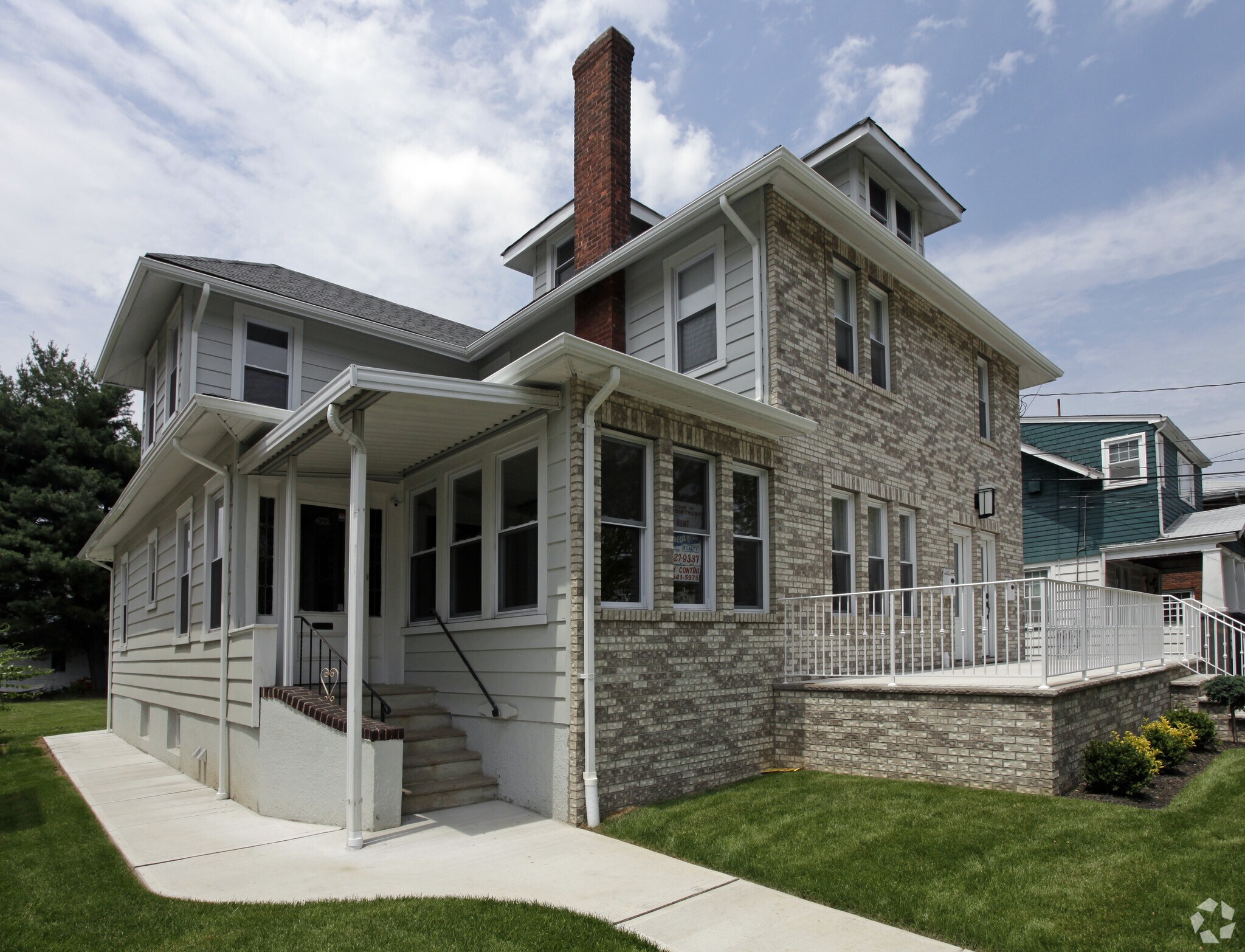 422 Lafayette Ave, Hawthorne, NJ à louer Photo principale– Image 1 sur 3