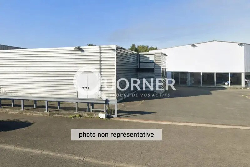 Local commercial dans BEAUPREAU à vendre - Photo de l’immeuble – Image 3 sur 3