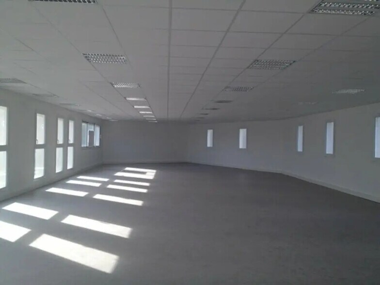 Bureau dans Avignon à louer - Photo intérieure – Image 3 sur 5