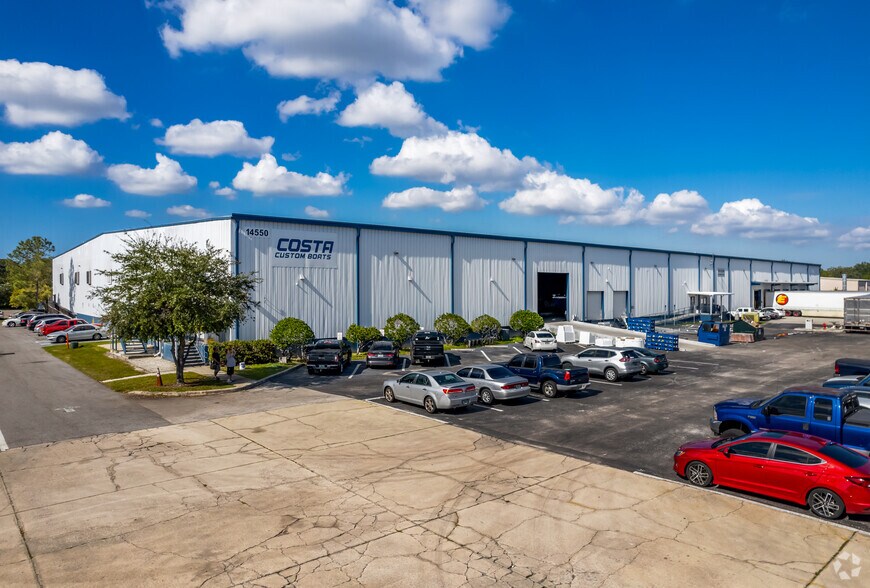 14480 62nd St N, Clearwater, FL à louer - Photo de l’immeuble – Image 1 sur 7