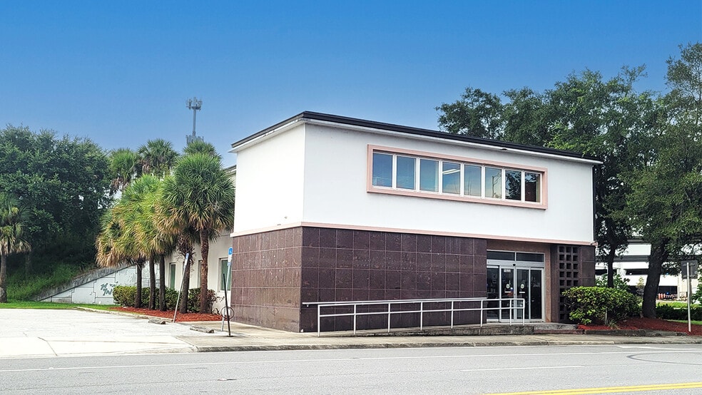 1022 Prudential Dr, Jacksonville, FL à vendre - Photo de l’immeuble – Image 3 sur 3