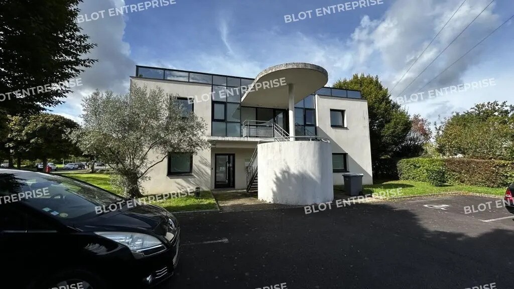 Bureau dans Bruz à louer Photo de l’immeuble– Image 1 sur 14