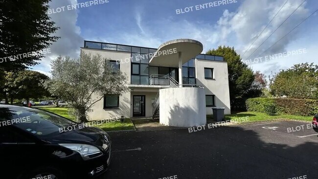 Plus de détails pour Bureau à vendre