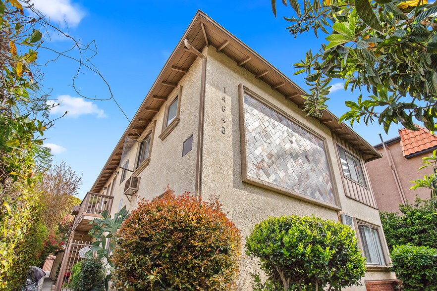 14643 Friar St, Van Nuys, CA à vendre - Photo de l’immeuble – Image 2 sur 11